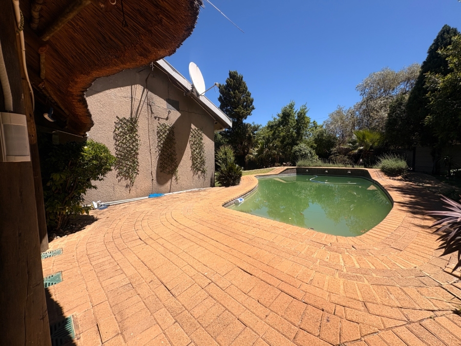 4 Bedroom Property for Sale in Flamwood North West